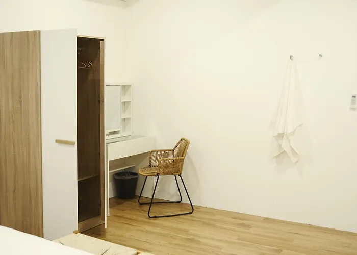 2br Stylist Rare Find China Town Apartamento Bangkok